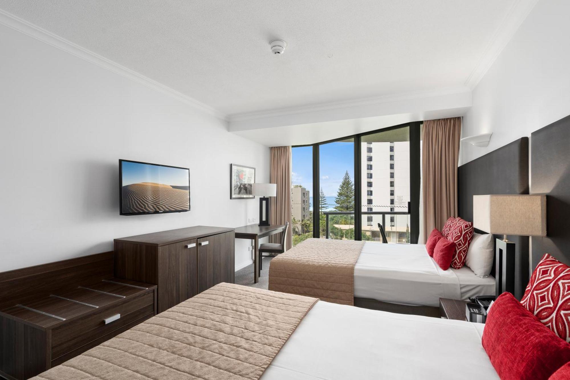 Legends Apartments - Qstay Гоулд Коуст Екстериор снимка