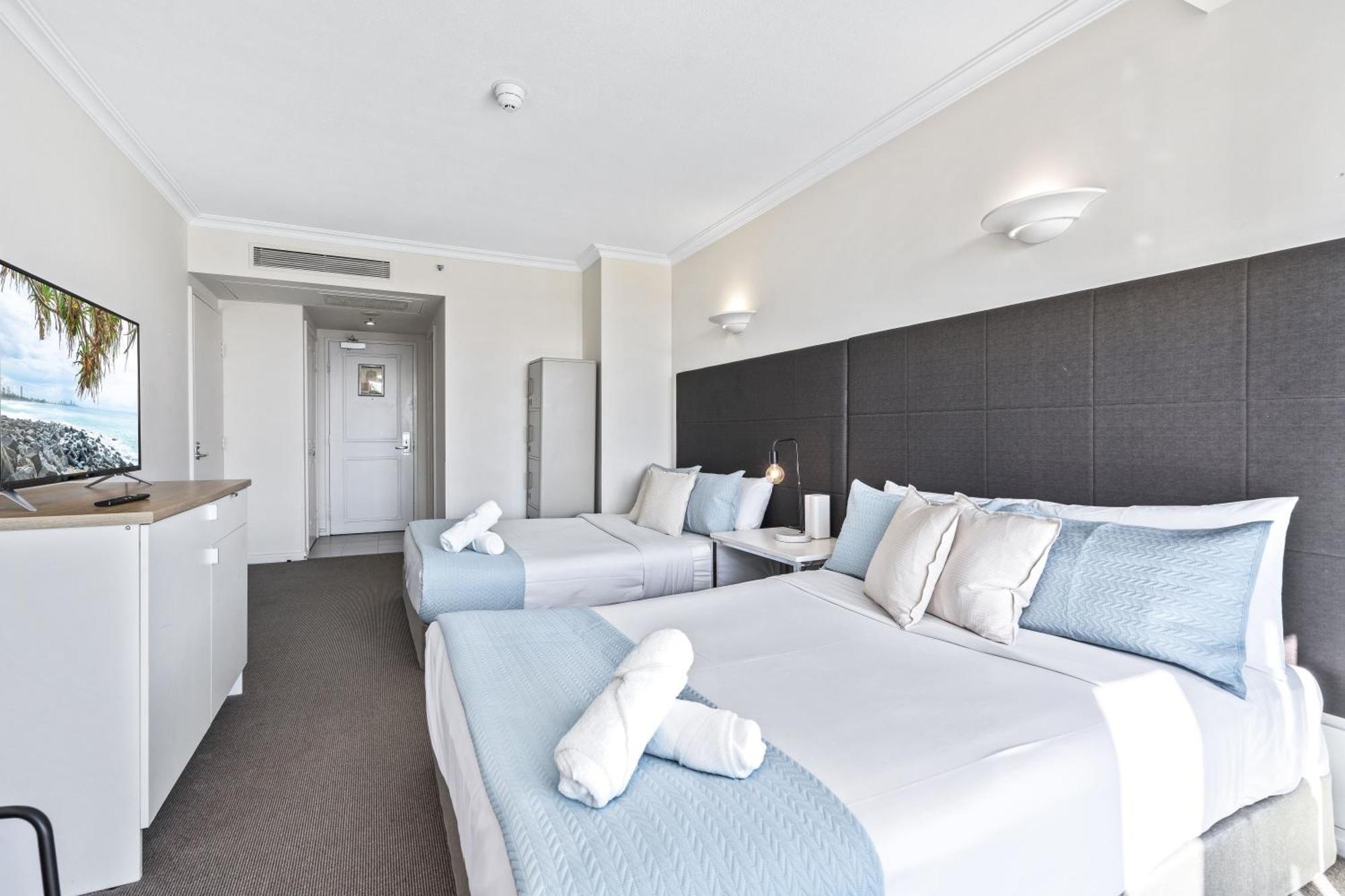 Legends Apartments - Qstay Гоулд Коуст Екстериор снимка